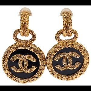VINTAGE CHANEL EARRINGS **RARE**